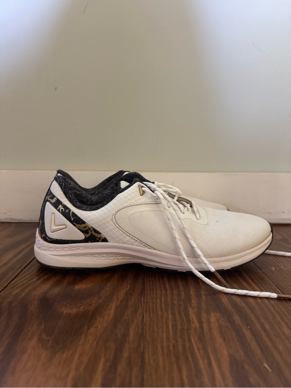 Callaway White and Black Women's Athletic Golf Shoe